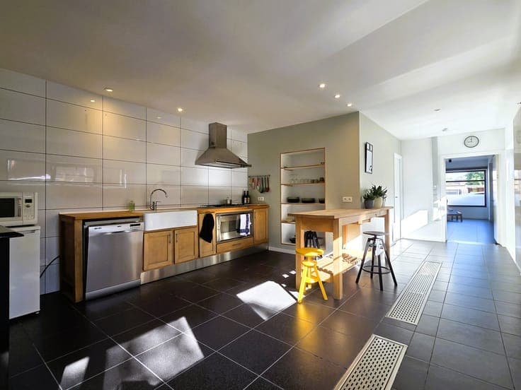 Charmante instapklare woning met zuidgerichte tuin op 1160 m