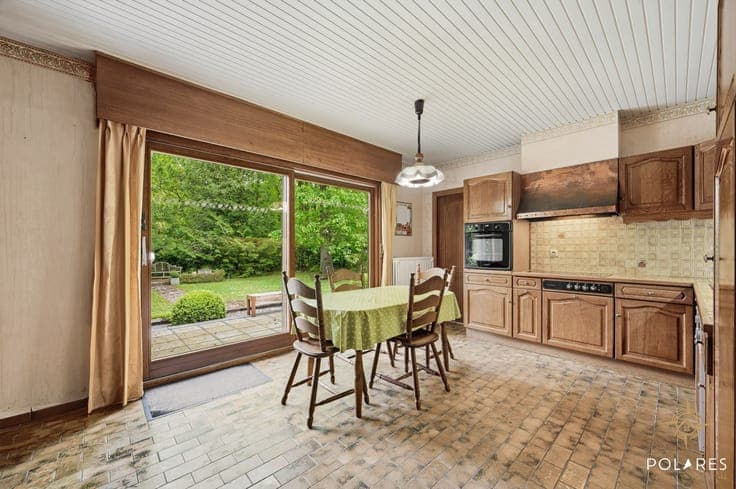 Timeless villa full of charm, pure tranquility on an except