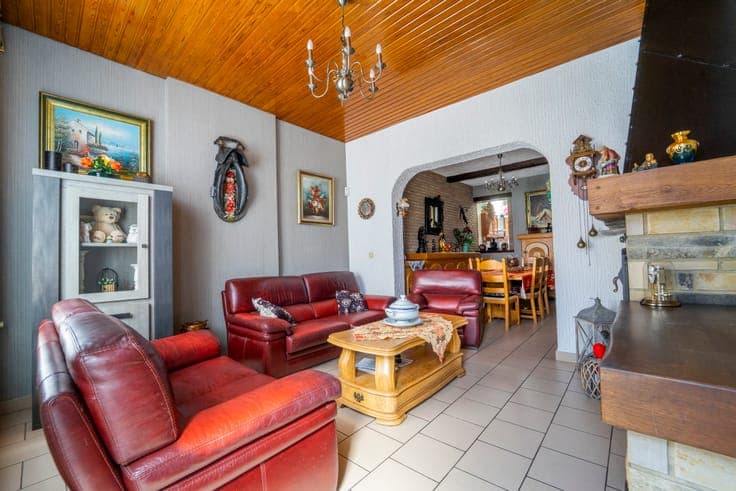 House in Couillet