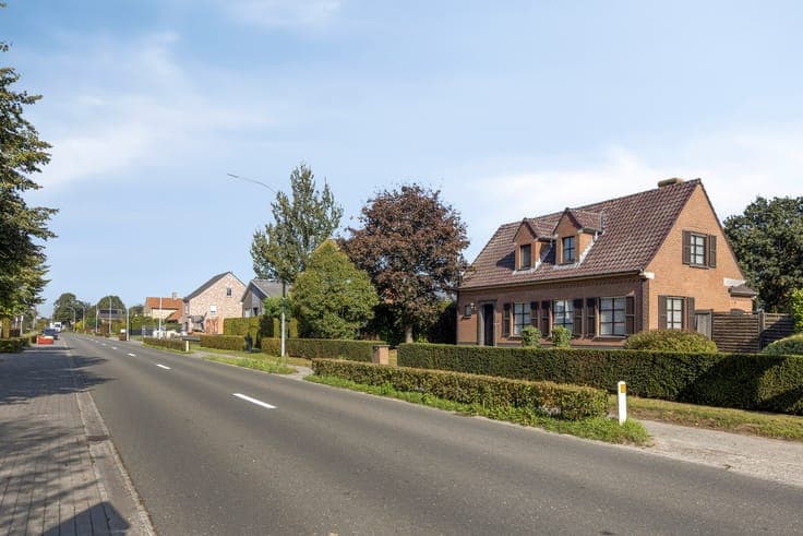 Spacious open building in Zomergem for sale