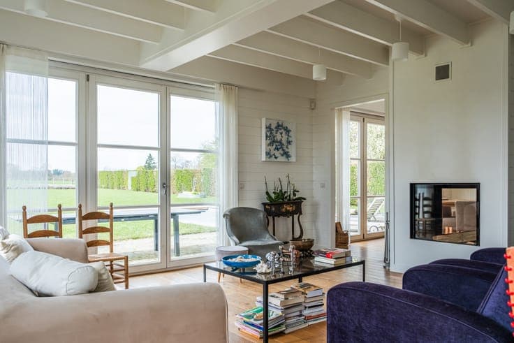 Stunning Volumes, Cottage Spirit & Open Views
