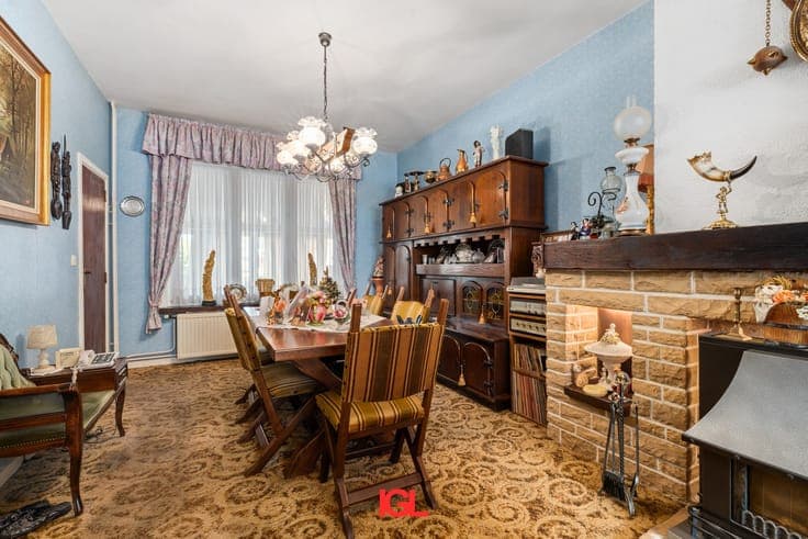 House with 3 bedrooms, garage and garden