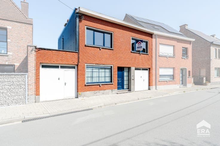 Spacious, energy-efficient home with 3 bedrooms and garage