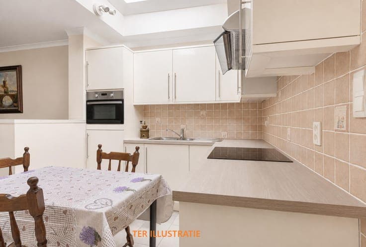 ZOTTEGEM - Recent gerenoveerde woning op toplocatie!