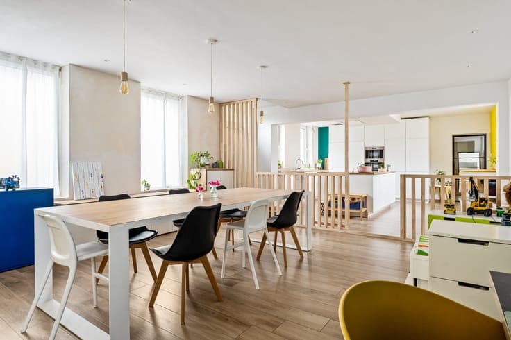 Modern family home with garden and garage for sale in Zwalm