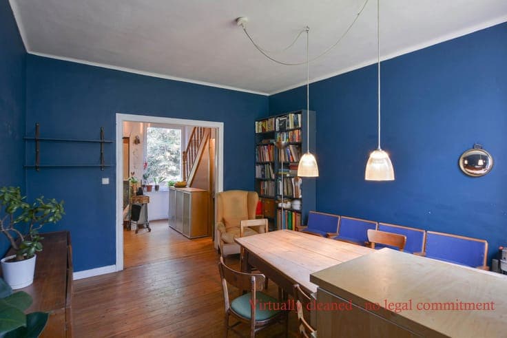 2 bedroom house + courtyard/garden