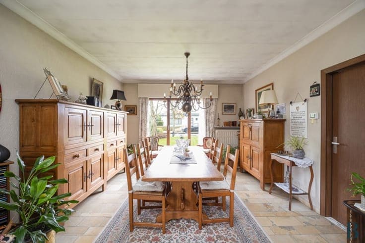 Single-storey home, 4 beds, large garden, Kontich