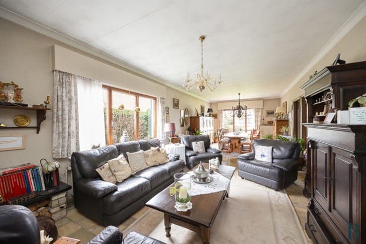 Single-storey home, 4 beds, large garden, Kontich