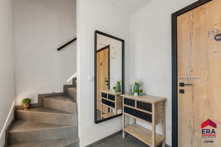 Energy-efficient move-in ready home with driveway near Aalst