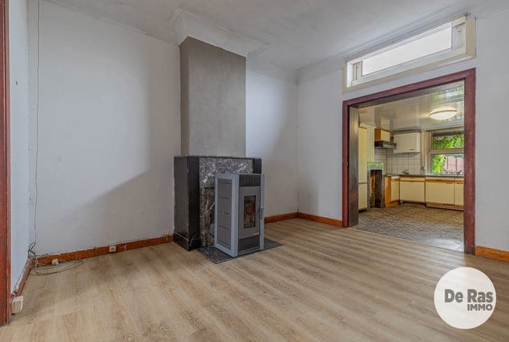 LEDE - Te renoveren woning met 4 slaapkamers nabij centrum
