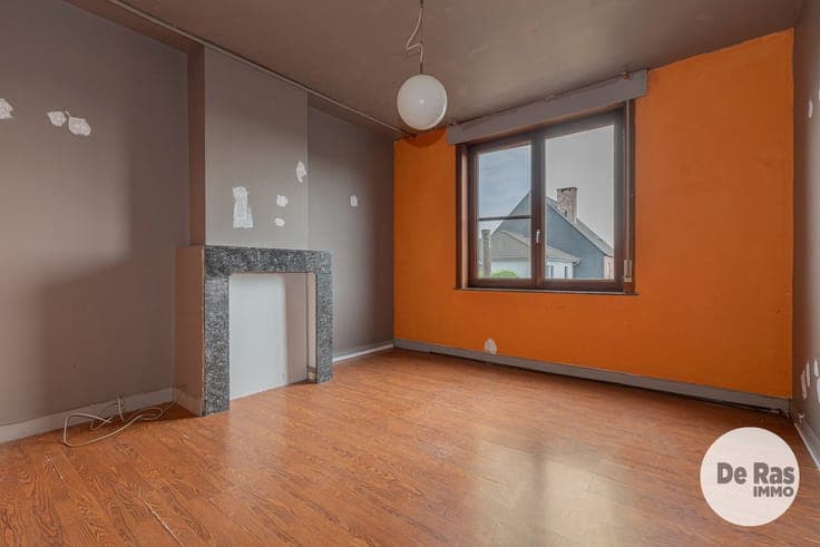 LEDE - Te renoveren woning met 4 slaapkamers nabij centrum