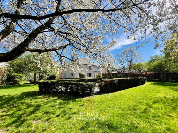 Exclusieve villa op uitzonderlijk perceel van 1 767 m², g...