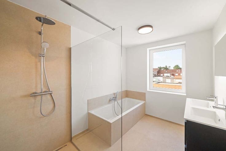Instapklare woning met zuidwestgerichte tuin