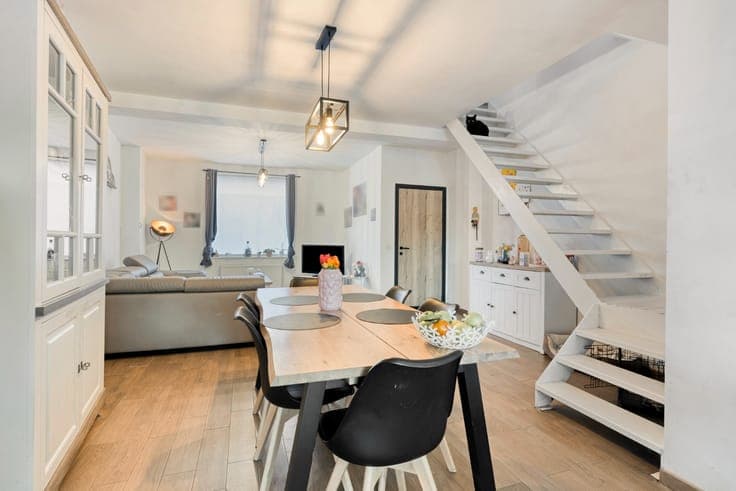 Gerenoveerde rijwoning met 3 slaapkamers in het hartje va...