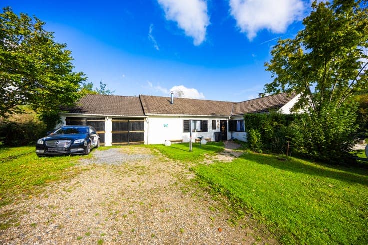House in Saint-Andre