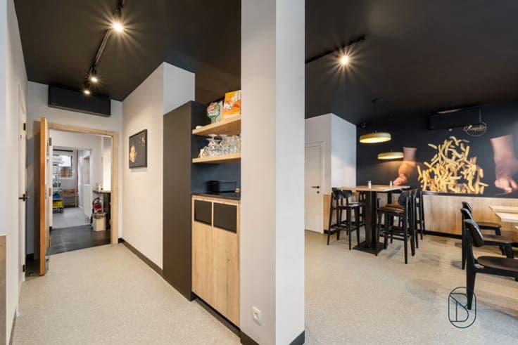 Prime-location chip shop and move-in-ready duplex apartment