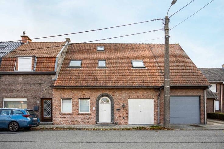 Charming house with cozy garden!