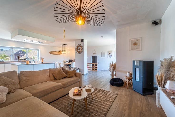 JOLIE MAISON 4CH - PEB D - GARAGE - TERRASSE/JARDIN