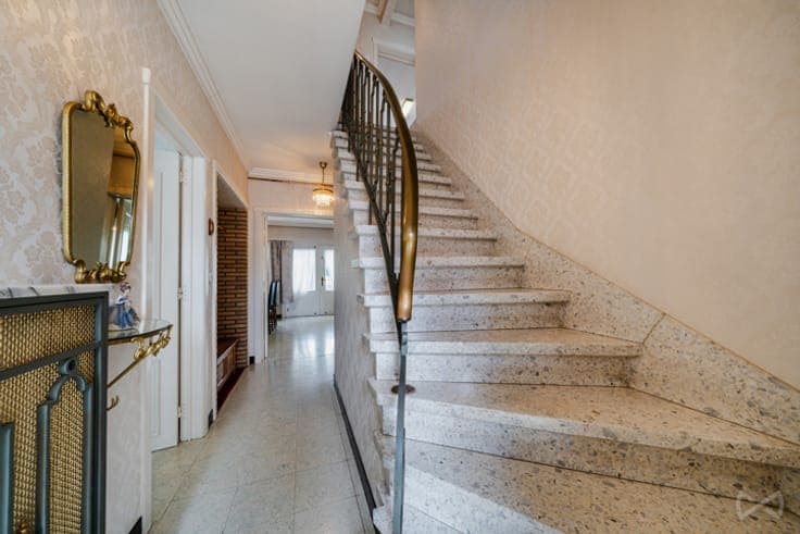 Healthy and robust 3-bedroom house located in Mouscron