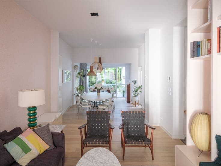 Karaktervol gerenoveerde gezinswoning (232 m²) met onder ...