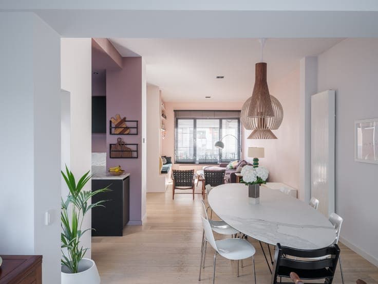 Karaktervol gerenoveerde gezinswoning (232 m²) met onder ...