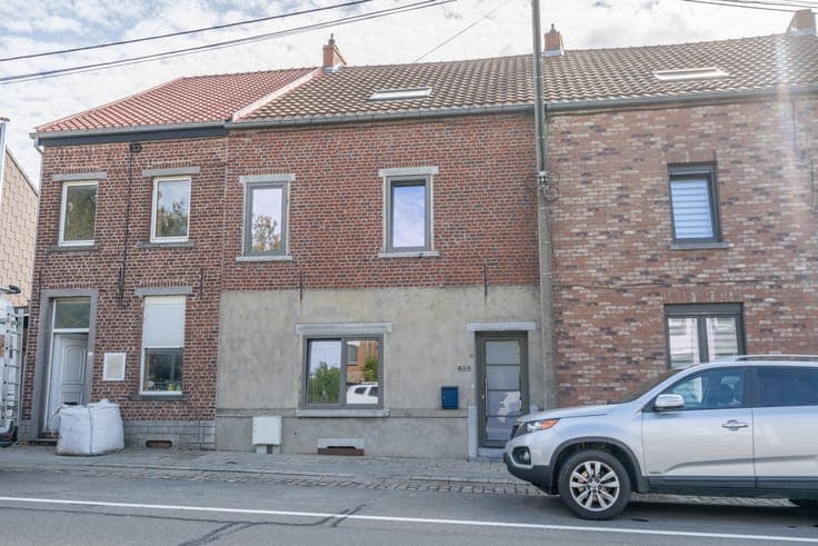 House in Les Bons Villers