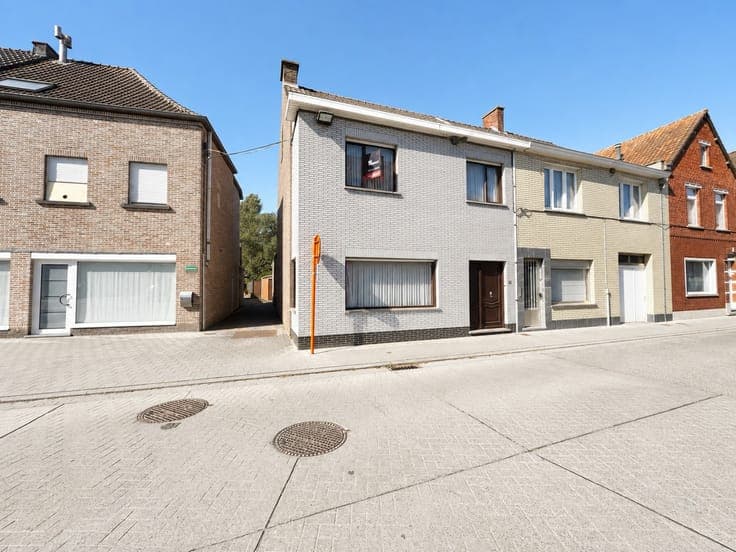 Halfopen woning met tuin en 3 slaapkamers