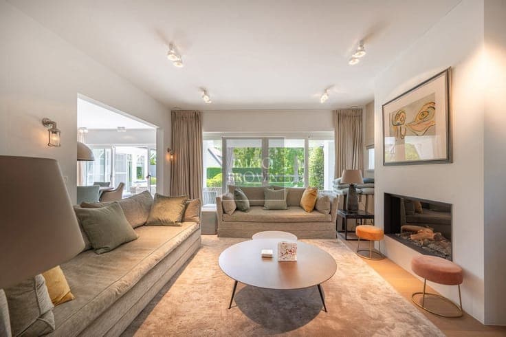 Classic Zoute style villa with heated pool on the Zoutelaan