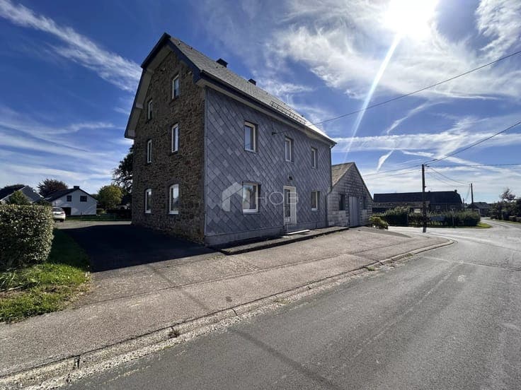 Renovation project with exceptional potential in Rocherath-K
