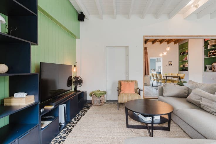 Spacious, charming home with a unique garden in Balegem