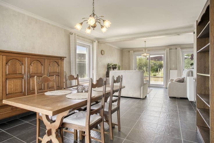 House for sale in Ronse, Savooistraat 88.