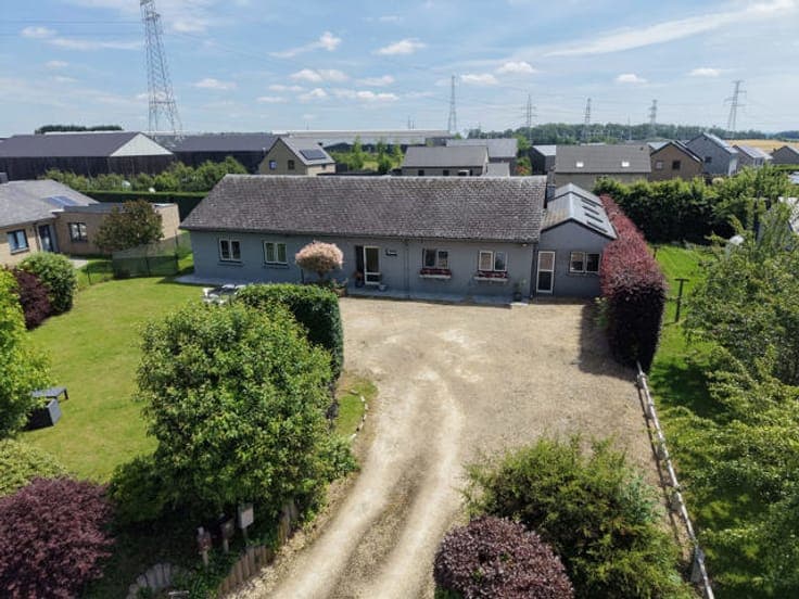 Spacieuse maison d'habitations ou activité professionnelle !