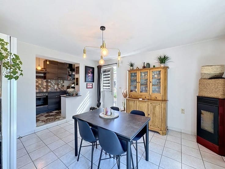 Spacieuse maison d'habitations ou activité professionnelle !