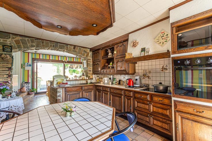 Residential home with a large outbuilding suitable for conve