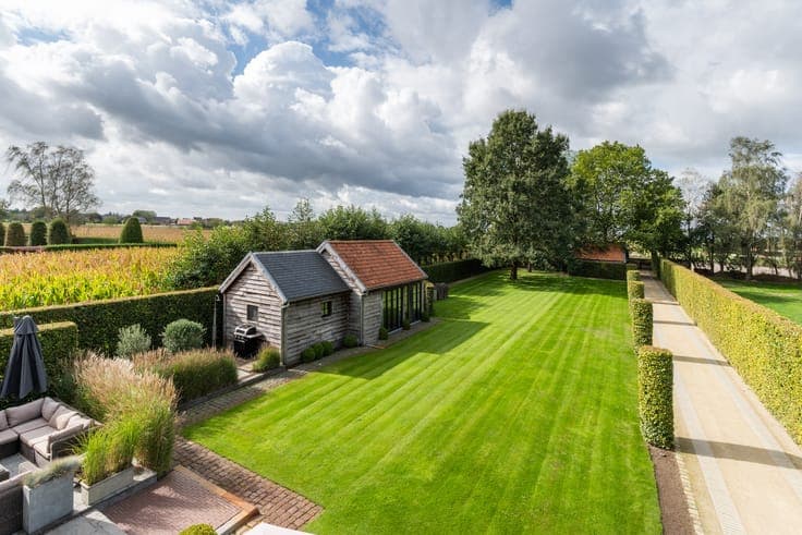 House with B&B and apartment for sale in Minderhout