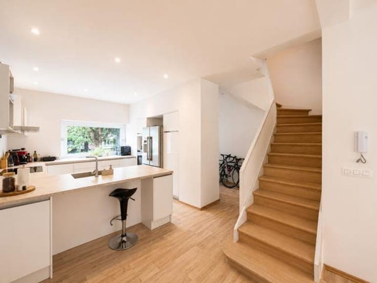! NEW ! Q. GRIBAUMONT - Maison 5 CHAMBRES en parfait état !