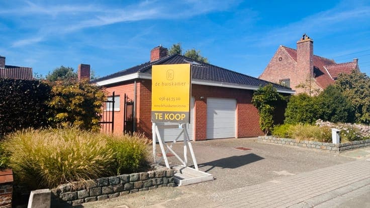 Verzorgde bungalow op 585 m2 met 3 slaapkamers en zonnige...