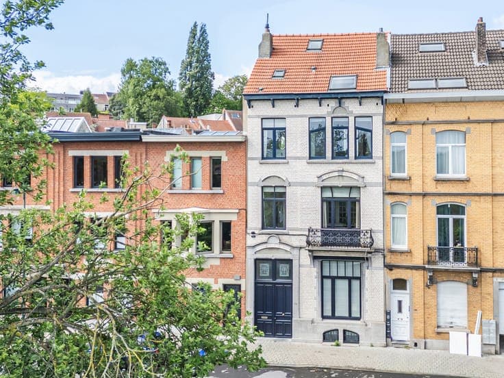 Charming 6-bedroom townhouse with garden - Forest/Uccle