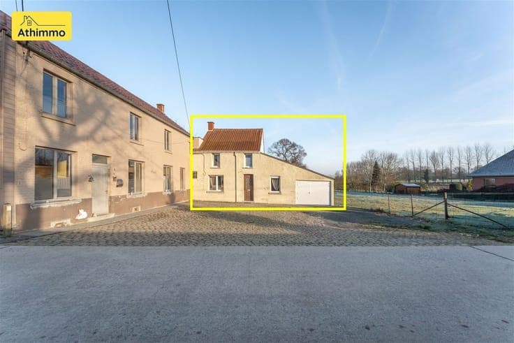Jolie maison 3 f. 3 ch, garage. Faire offre apd 275 000€