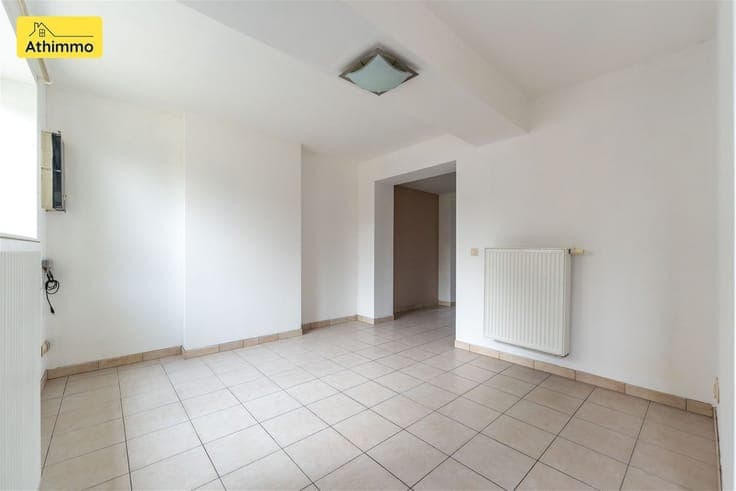 Jolie maison 3 f. 3 ch, garage. Faire offre apd 275 000€