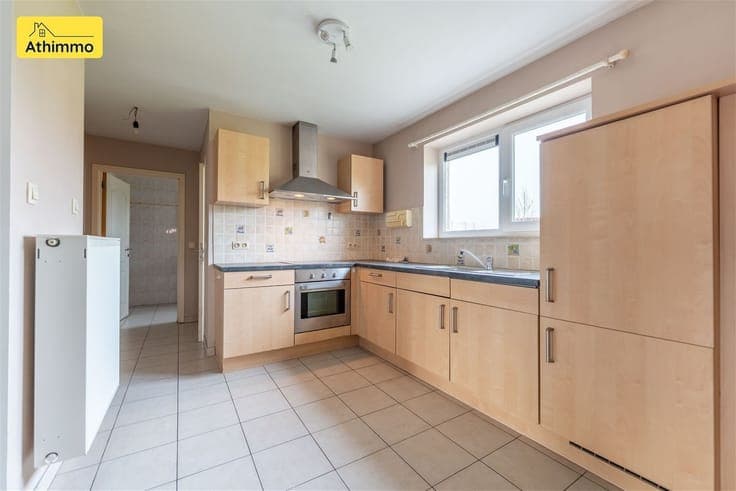 Jolie maison 3 f. 3 ch, garage. Faire offre apd 275 000€