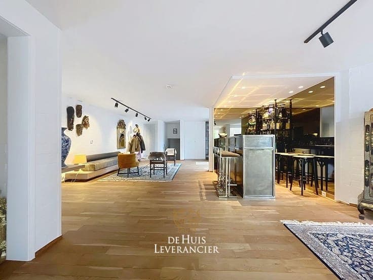 Elegante laagbouwvilla waar discrete rust, moderne uitstr...