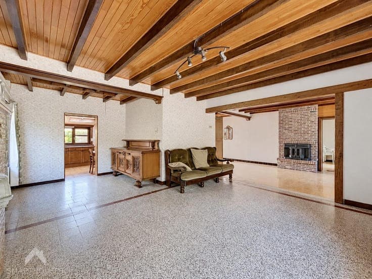 Farmhouse with potential in an idyllic setting