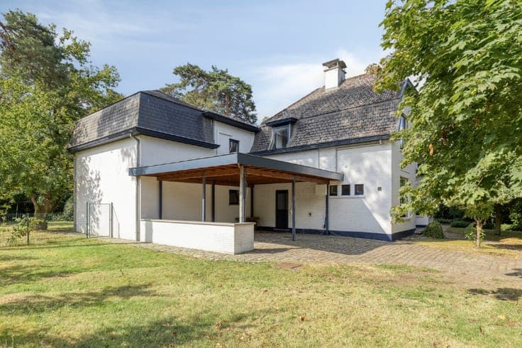 Villa met bewoonbare oppervlakte van 350m2 prachtig en ru...