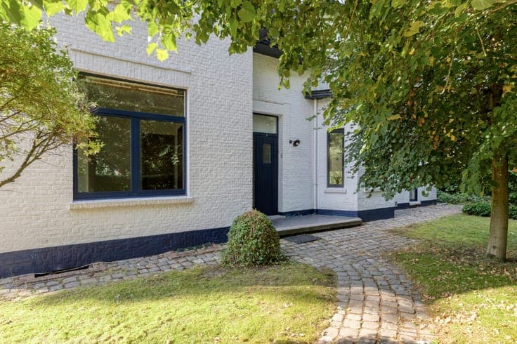 Villa met bewoonbare oppervlakte van 350m2 prachtig en ru...