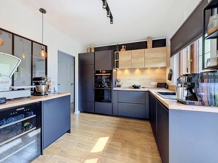 MAISON 2 CHAMBRES A VENDRE A FERRIERES