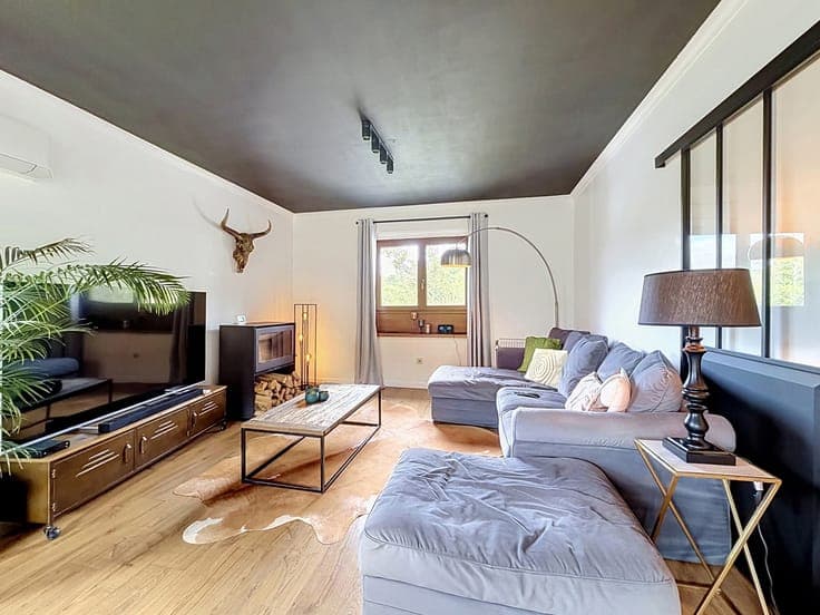 MAISON 2 CHAMBRES A VENDRE A FERRIERES