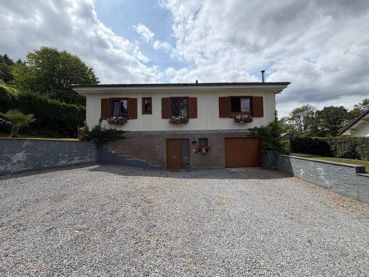MAISON 2 CHAMBRES A VENDRE A FERRIERES