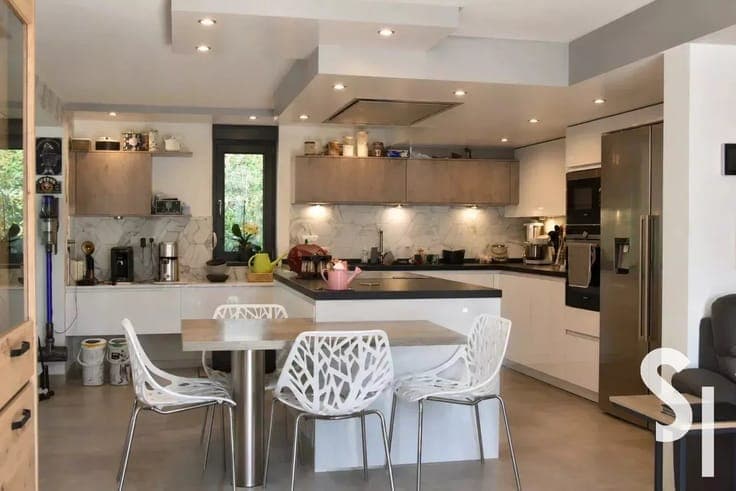 Sale - House Attert - 710,000 €