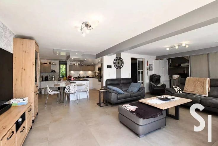 Sale - House Attert - 710,000 €